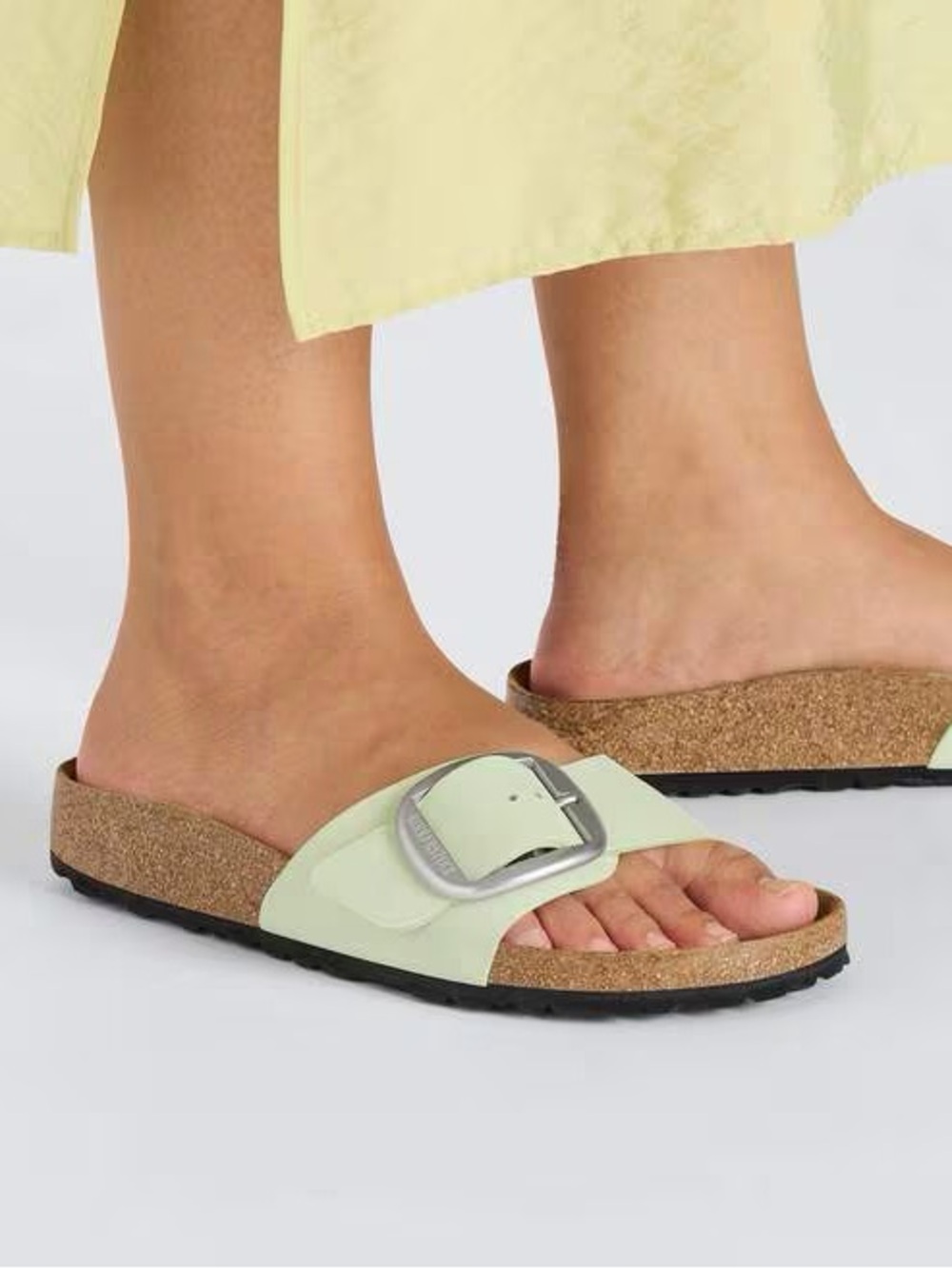 BIRKENSTOCK Madrid Big Buckle
Nubuck Leather size 39 (8-8.5)
